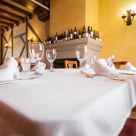 Rivera Del Duero Hotel 3*
