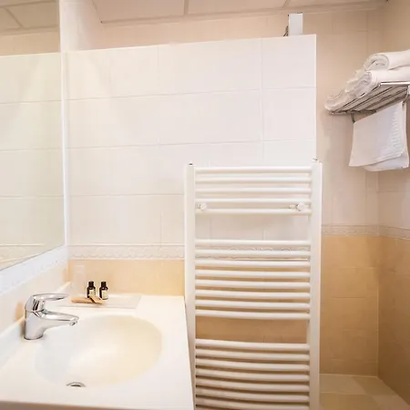 Rivera Del Duero Hotel 3*