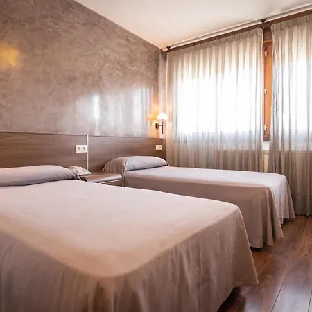 Hotel Rivera Del Duero 3*