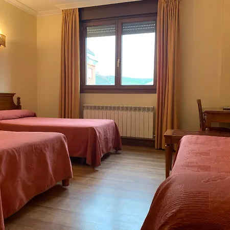 Hotel Rivera Del Duero